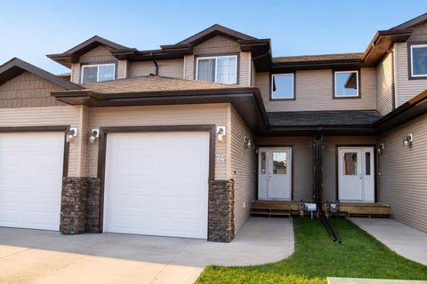 Photo of 74 Parkway Drive, Blackfalds, AB T4M 0G4 (MLS # A2334155)