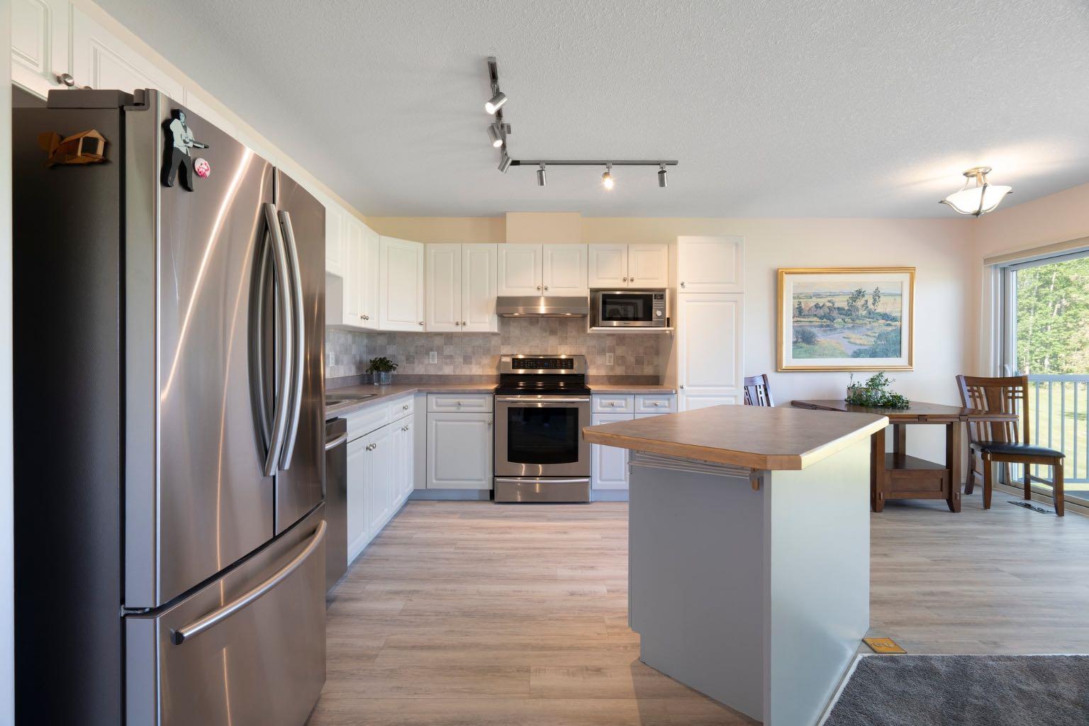 505 Epiphany Bay