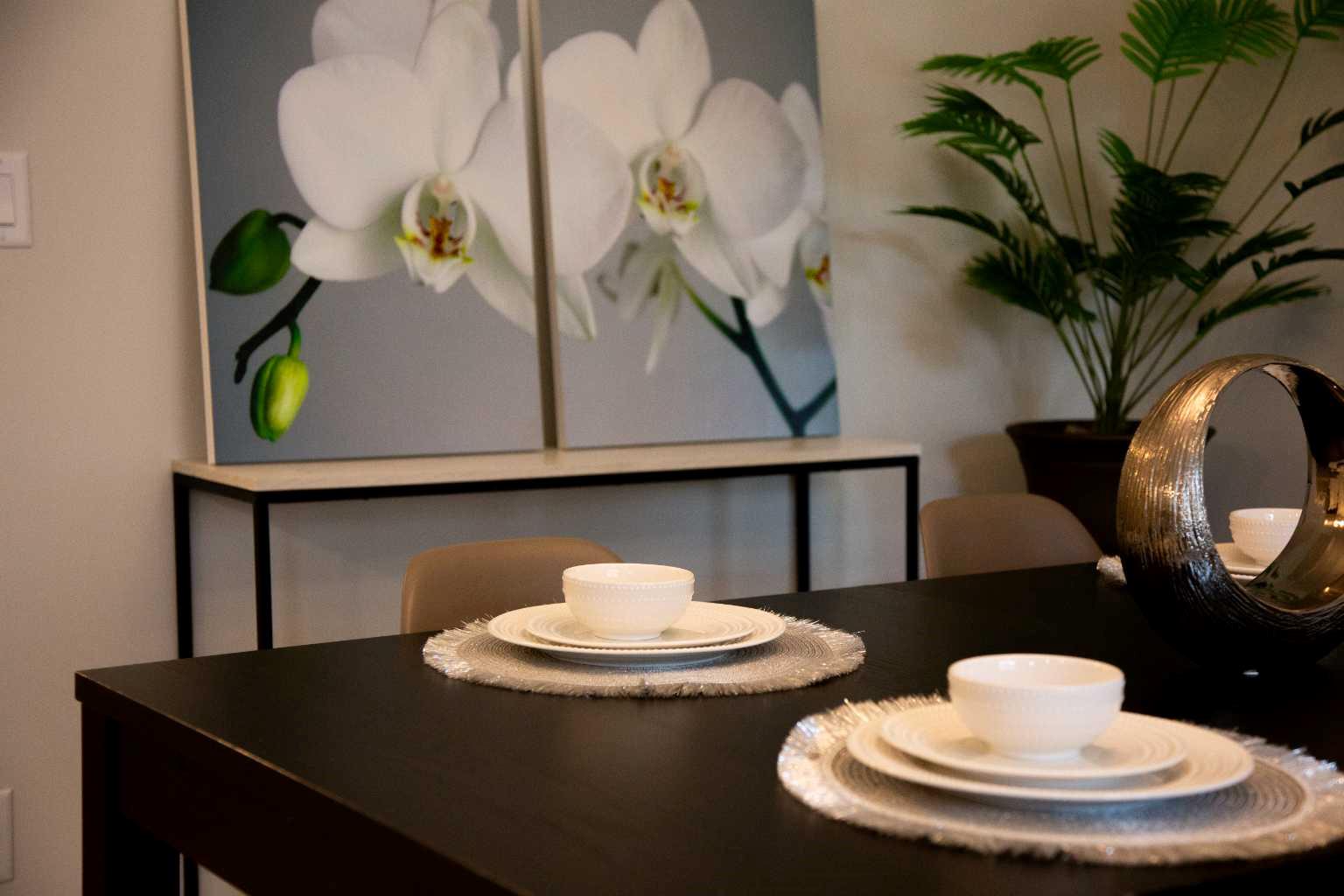 400 Belmont Street 6-8