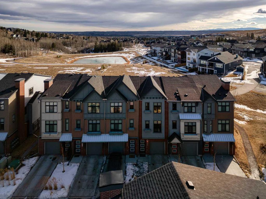 Photo of 74 Spring Willow Close SW, Calgary, AB T3H 6E8 (MLS # A2290281)