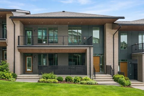 Photo of 615 Sovereign Common SW, Calgary, AB T3C 3Y3 (MLS # A2298258)