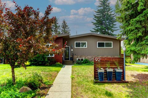 Photo of 92 Chinook Drive SW, Calgary, AB T2V 2P9 (MLS # A2325078)