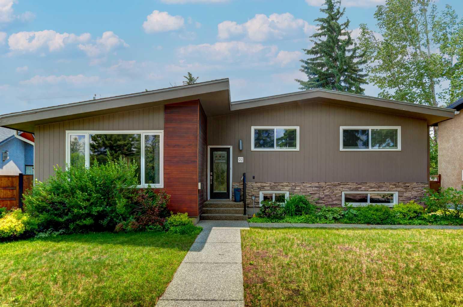 92 Chinook Drive SW