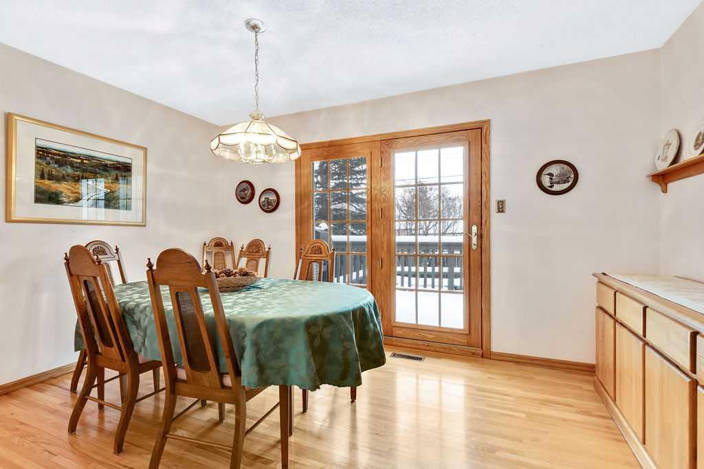 79 Chancellor Way NW