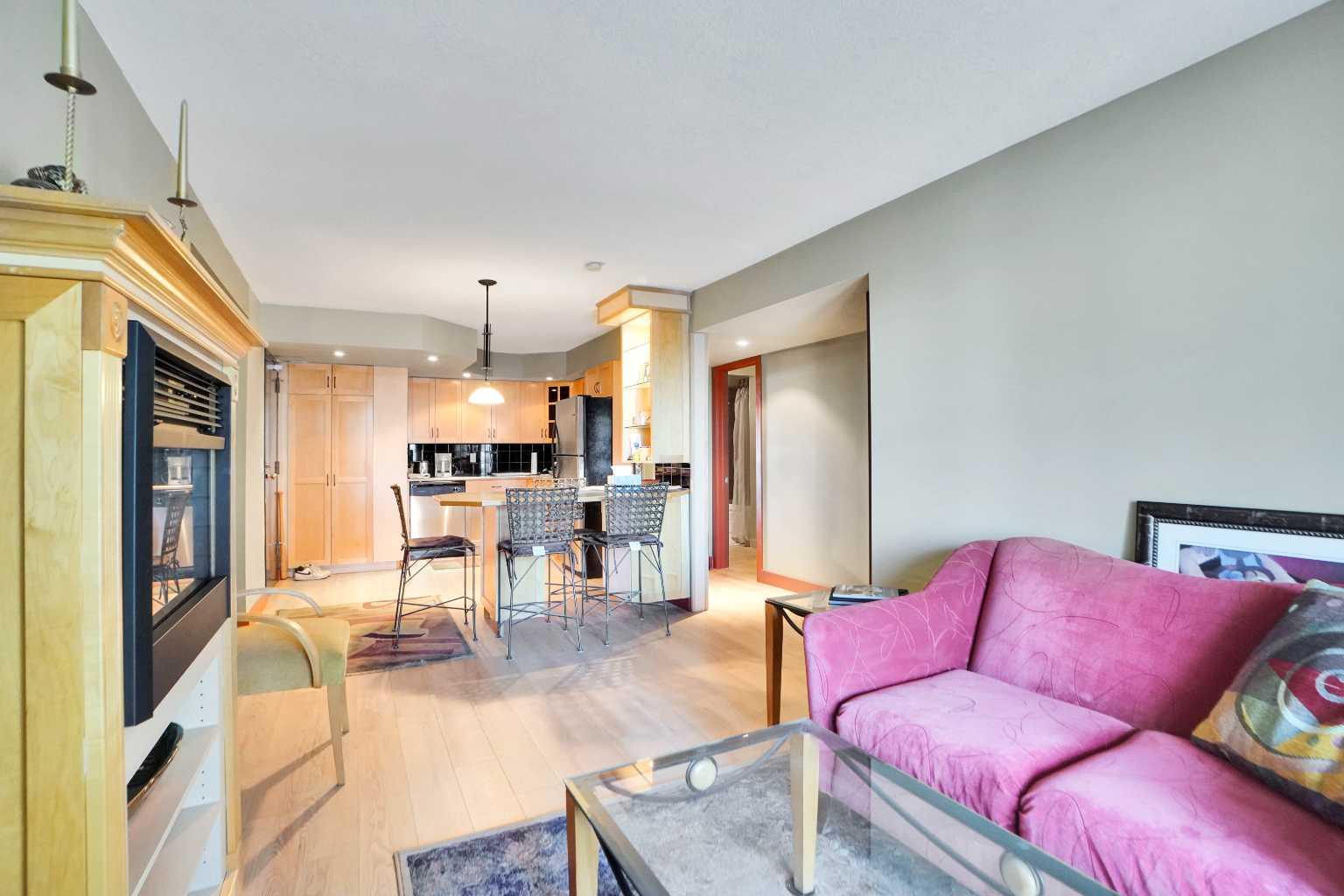 717 4A Street NE 305