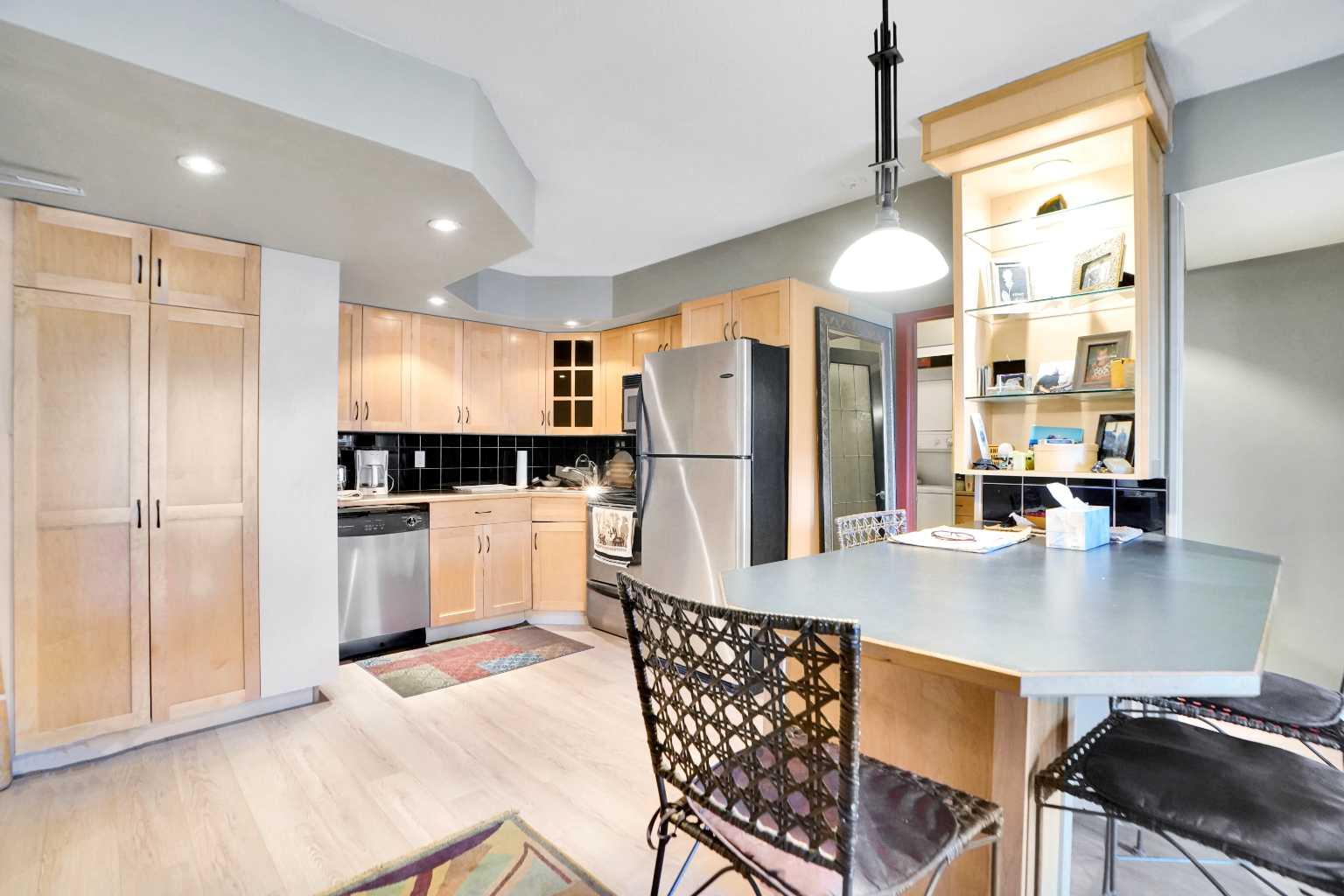 717 4A Street NE 305