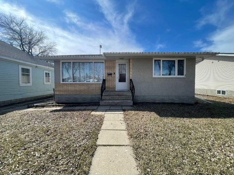 Photo of 4813 46 Street, Lloydminster, SK S9V 0J6 (MLS # A2291566)