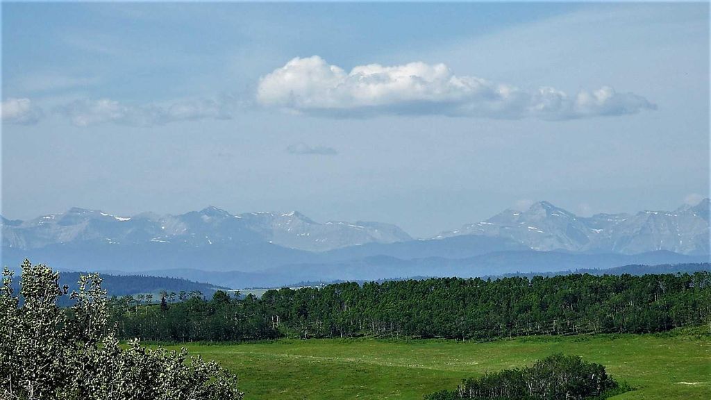 Photo of 79.41 Acres SE-13-22-3W5, Rural Foothills County, AB T1S 2T7 (MLS # A2057428)