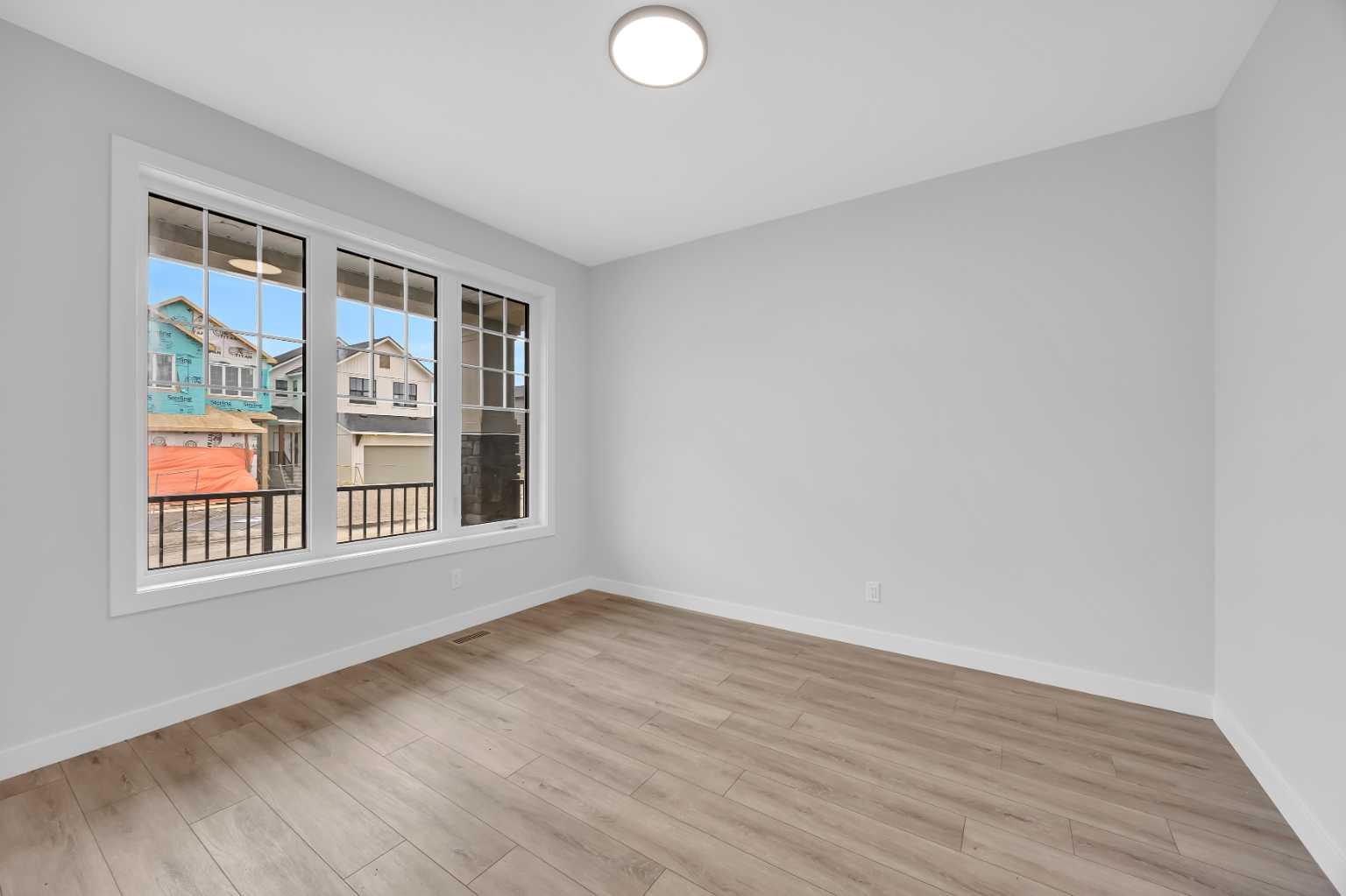 37 Hotchkiss Gardens SE