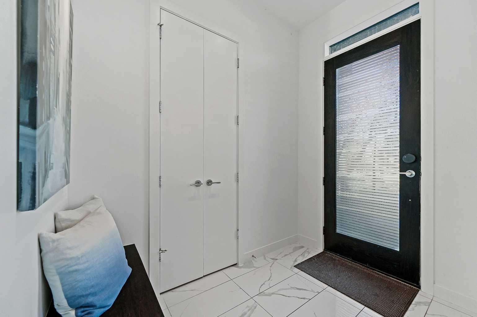 2115 Bowness Road NW