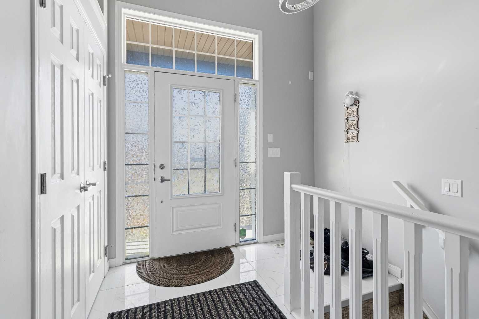 237 Windrow Crescent SW