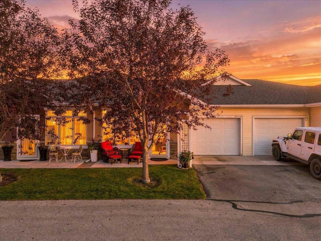 Photo of 606 Sunvale Crescent NE, High River, AB T1V 0H1 (MLS # A2348022)