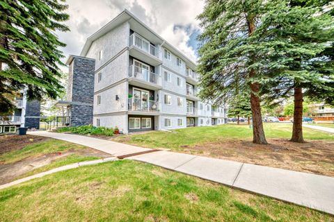 Photo of 5601 Dalton Drive NW #404C, Calgary, AB T3A 2E2 (MLS # A2289128)