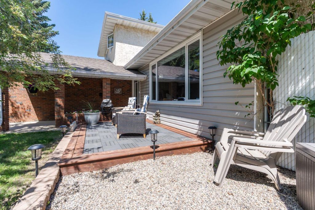 Photo of 4313 66 Street, Camrose, AB T4V 3L5 (MLS # A2292330)