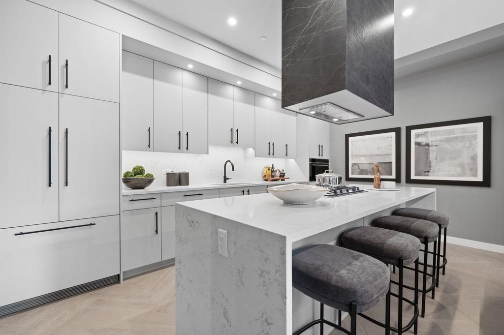 Photo of 835 78 Street SW #206, Calgary, AB T3H 6H6 (MLS # A2288099)