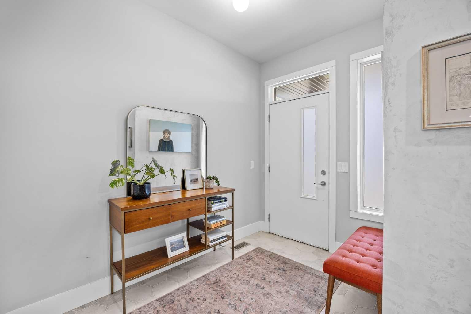 2808 26 Street SW