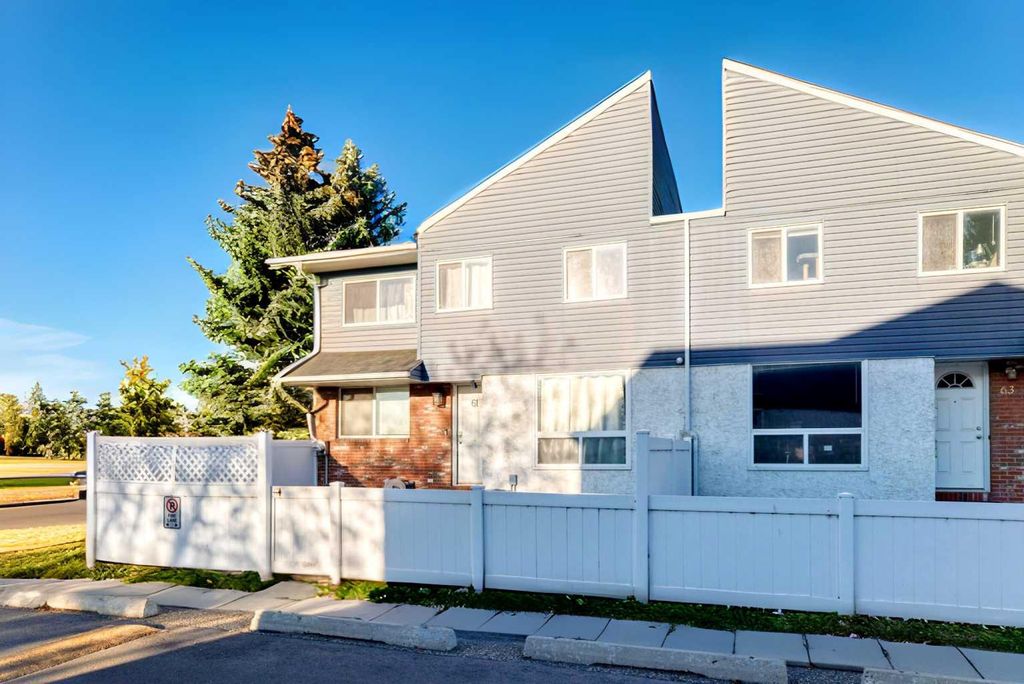 Photo of 4769 HUBALTA Road SE #61, Calgary, AB T2B 1T9 (MLS # A2261885)