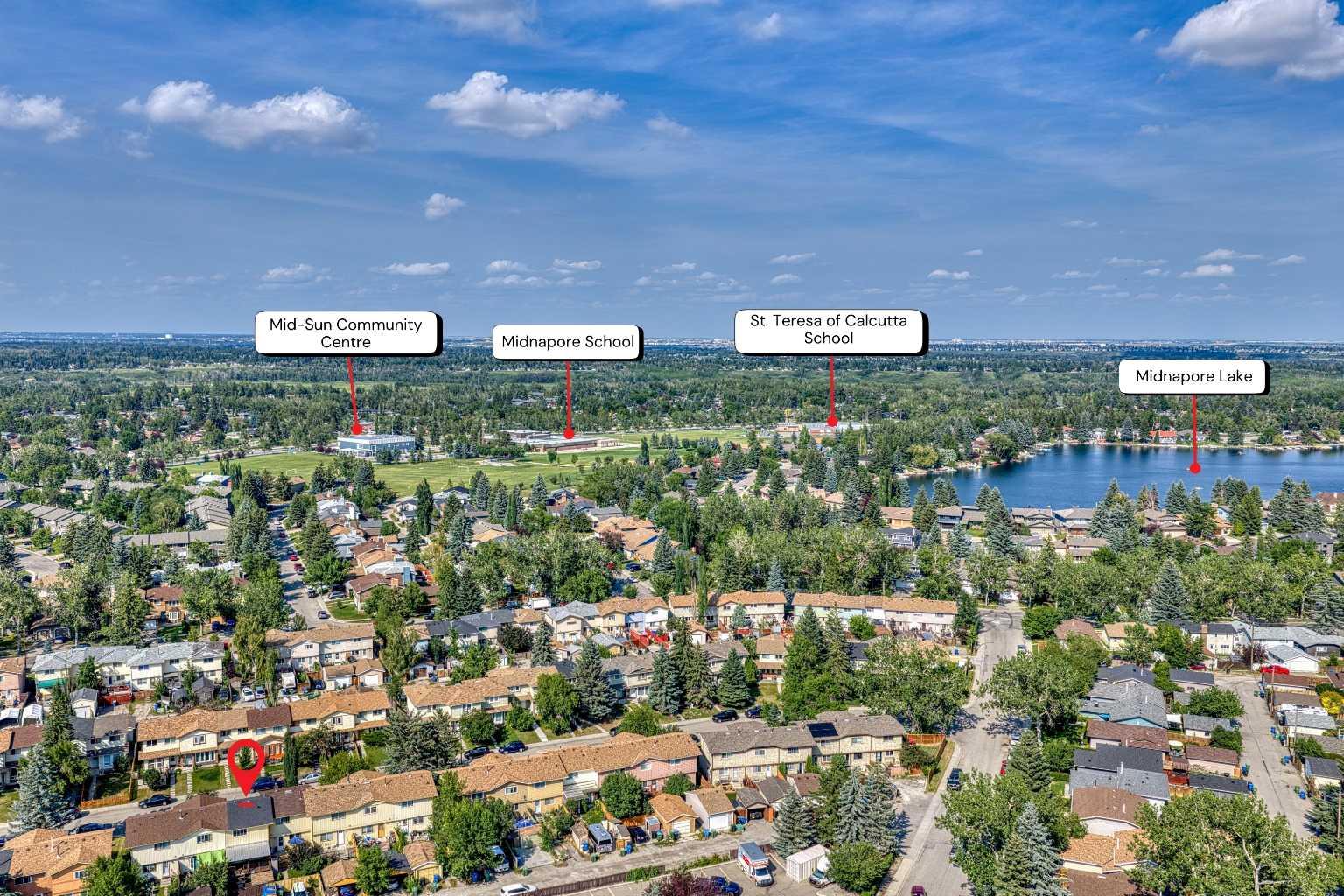 154 Midbend Place SE