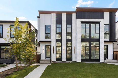 Photo of 5007 21 Avenue NW, Calgary, AB T3B 0X3 (MLS # A2266997) Photo of 5007 21 Avenue NW, Calgary, AB T3B 0X3 (MLS # A2266997)