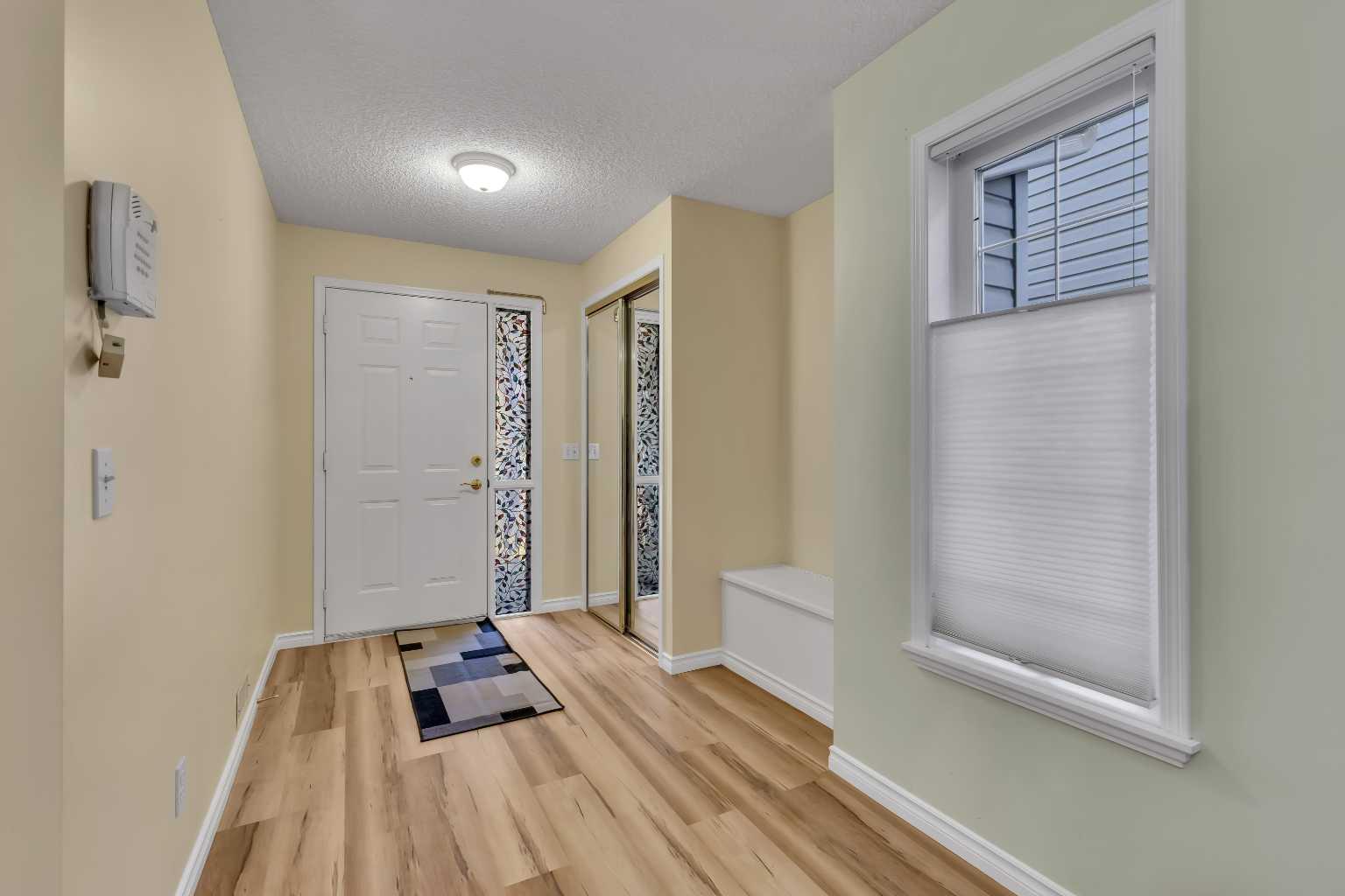 140 Valley Ridge Heights NW