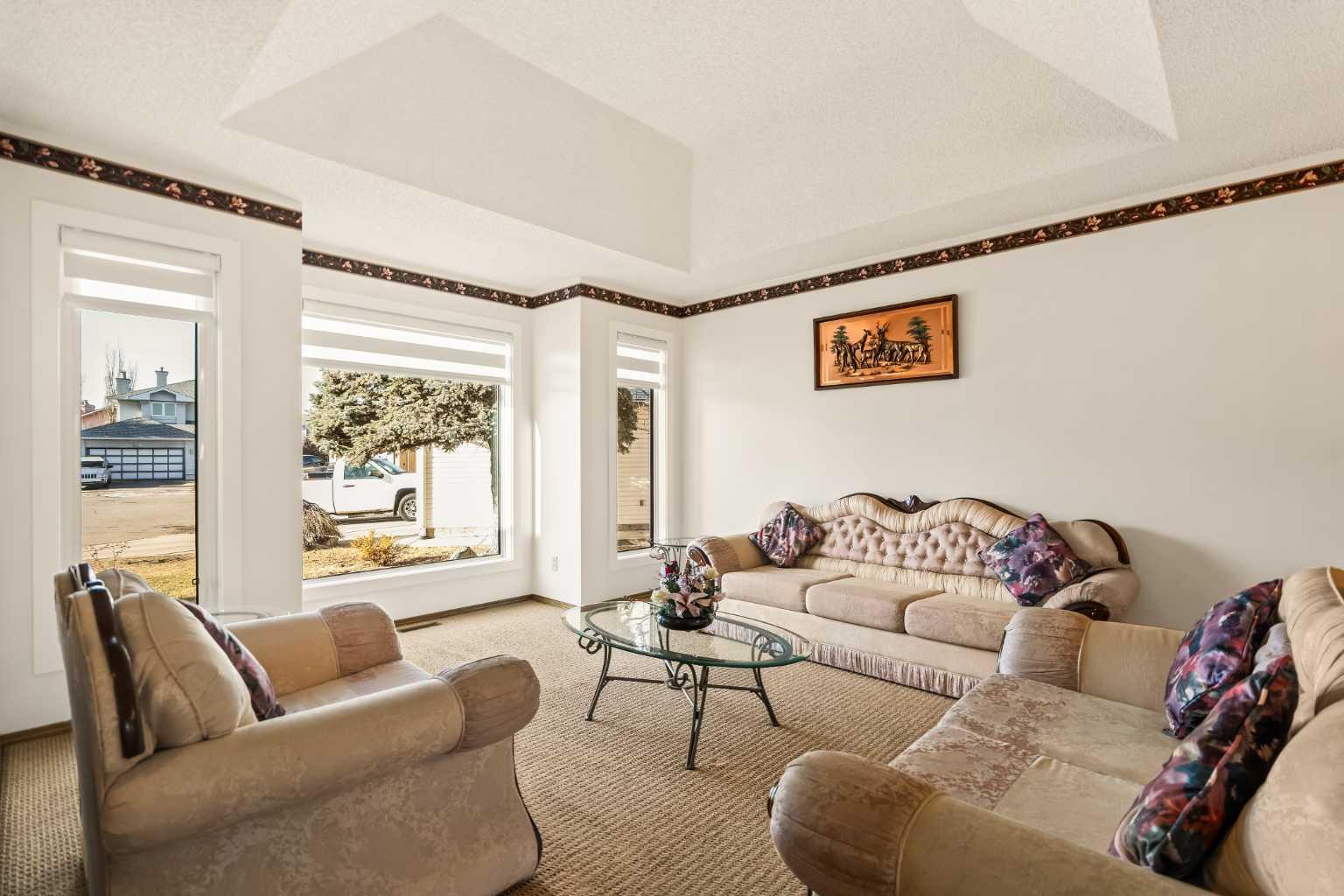 224 Eldorado Place NE