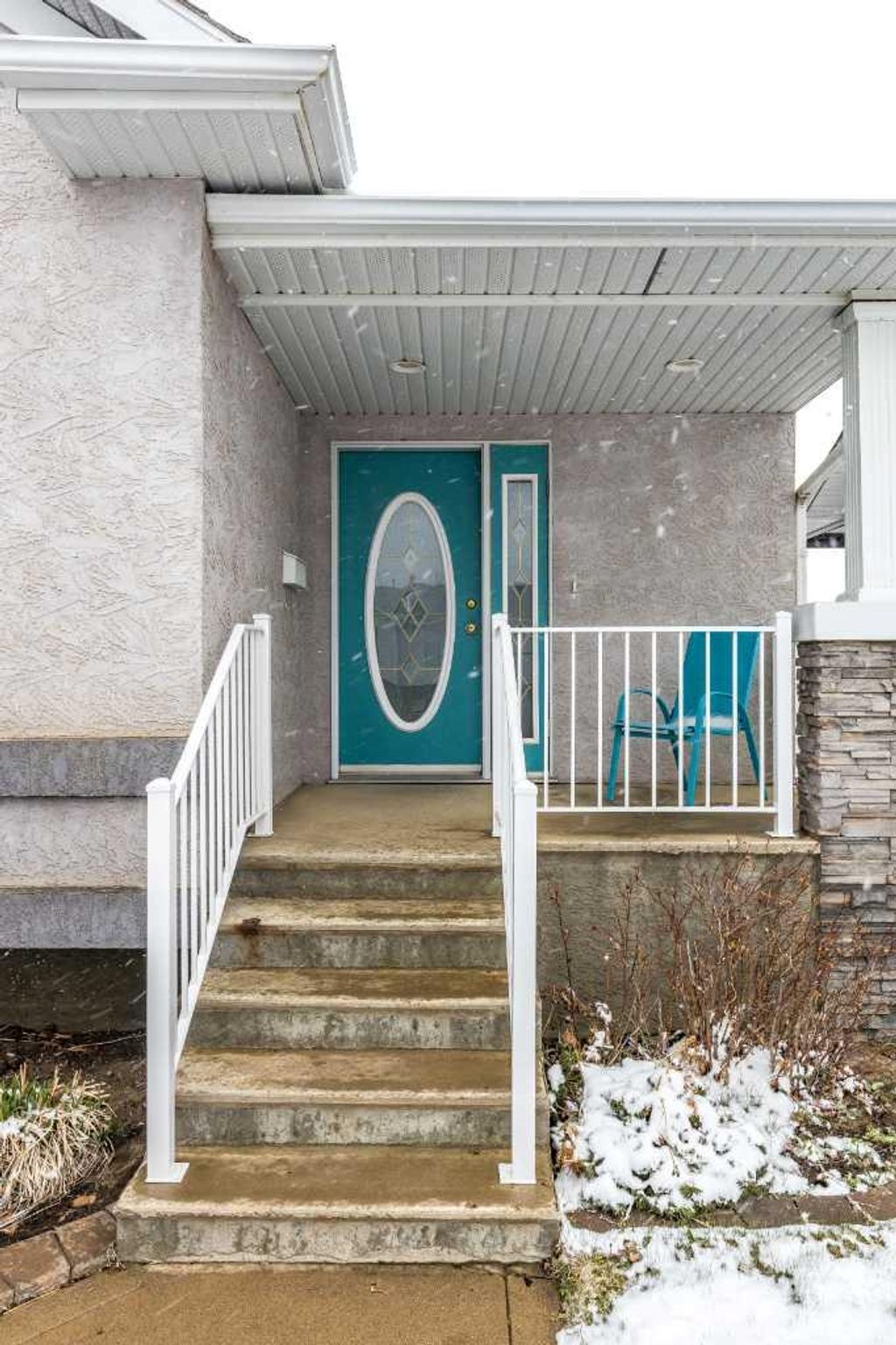 Photo of 632 Hemingway Crescent NE, Medicine Hat, AB T1C 1X5 (MLS # A2304330)