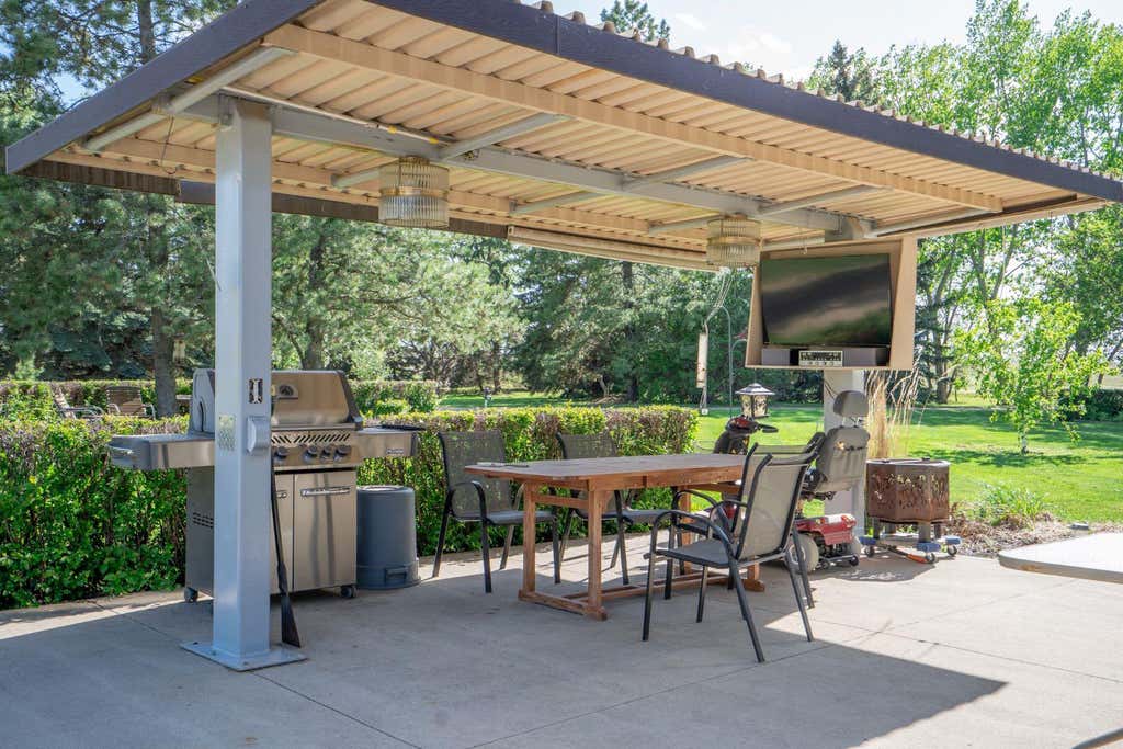 Photo of 44137 Range Road 201, Rural Camrose County, AB T0B 1J0 (MLS # A2339478)
