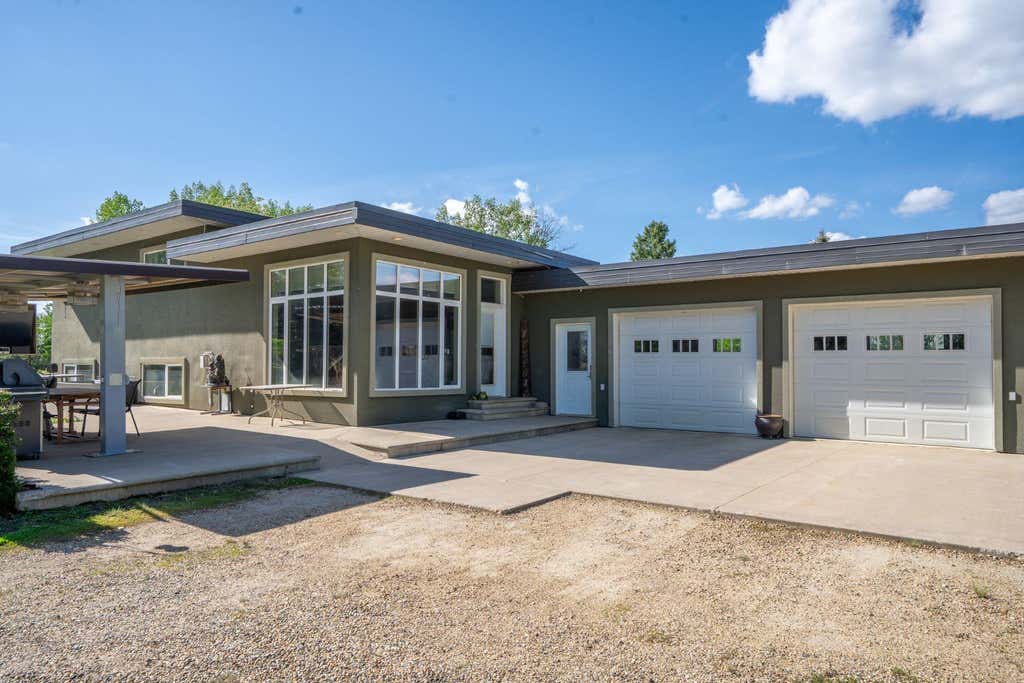 Photo of 44137 Range Road 201, Rural Camrose County, AB T0B 1J0 (MLS # A2339478)