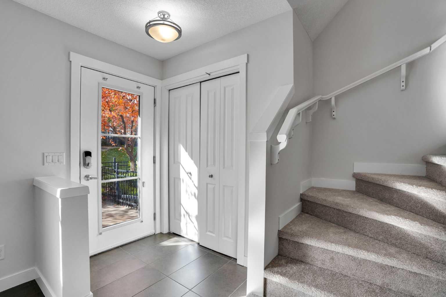 37 Aspen Hills Common SW