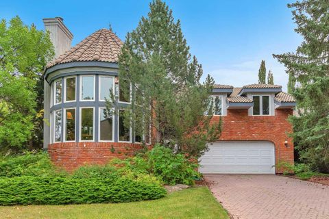 Photo of 656 Coach Grove Road SW, Calgary, AB T3H 1C6 (MLS # A2304869)