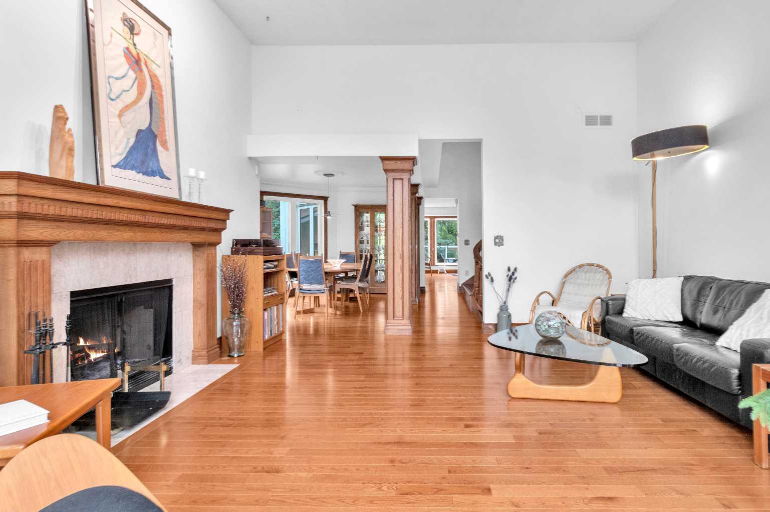 656 Coach Grove Road SW