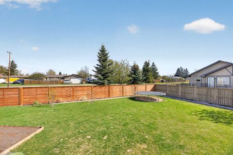 Tiny photo for 30 Silverstone Place, Didsbury, AB T0M 0W0 (MLS # A2310507)