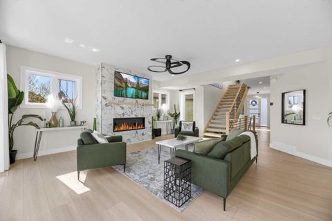 Tiny photo for 30 Silverstone Place, Didsbury, AB T0M 0W0 (MLS # A2310507)