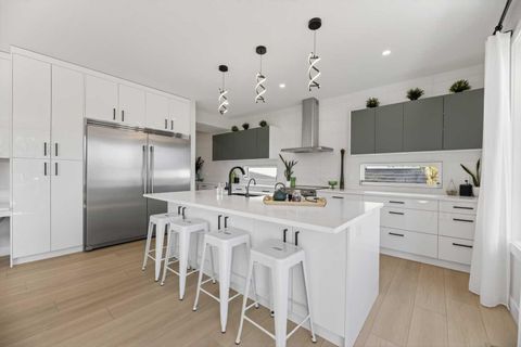 Tiny photo for 30 Silverstone Place, Didsbury, AB T0M 0W0 (MLS # A2310507)