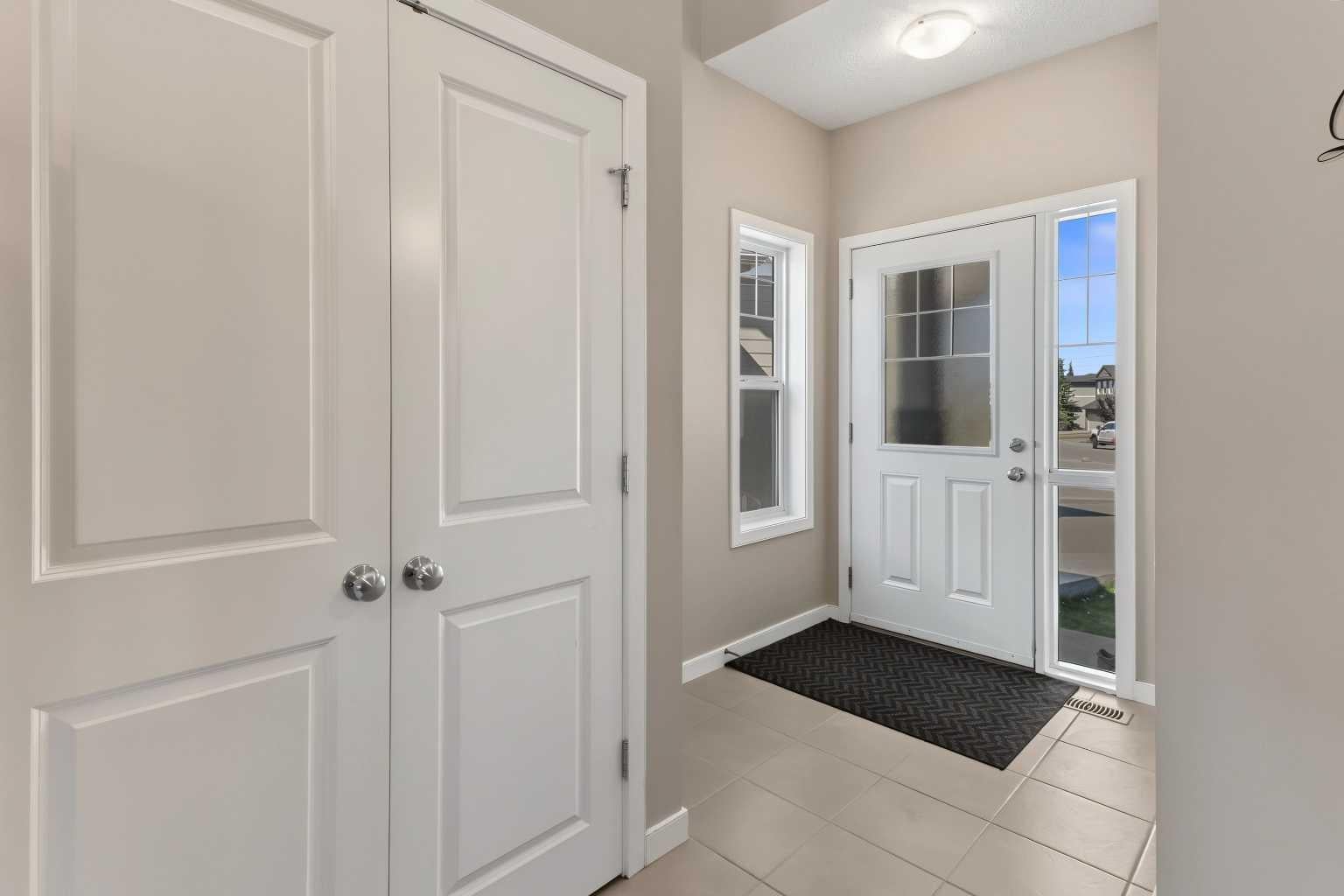 13 Panora View NW