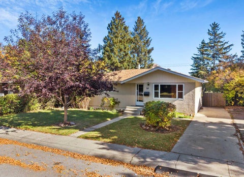 Photo of 114 Havenhurst Crescent SW, Calgary, AB T2V 3C5 (MLS # A2349618)