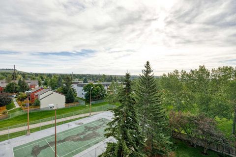 4944 Dalton Drive NW 612 Calgary AB T3A 2E6