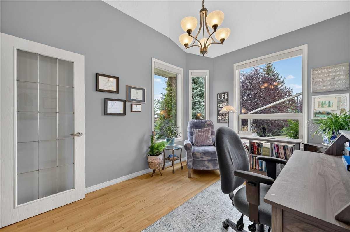 248 Springbank Villas SW