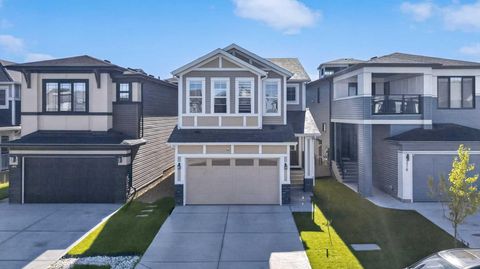 Photo of 274 Lucas Place NW, Calgary, AB T2P 2E4 (MLS # A2327141)