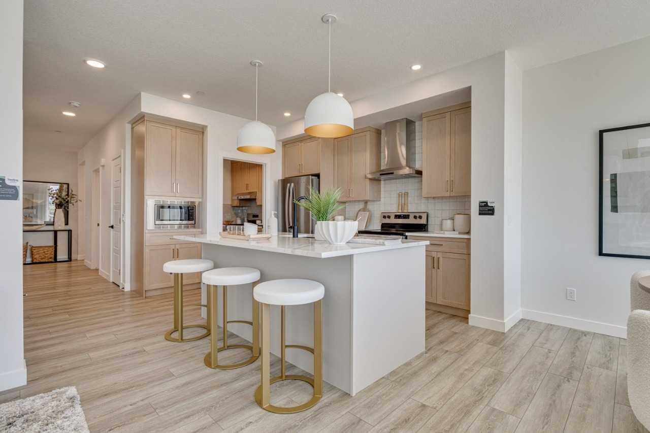 145 Snowberry Common SE