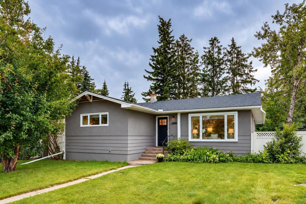 5327 17 AVENUE SW, CALGARY, AB T3E 0E8 - Image 4148047311.jpeg?d=l