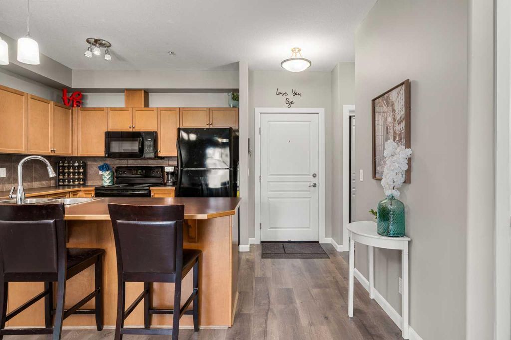 Photo of 52 Cranfield Link SE #111, Calgary, AB T3M 0N9 (MLS # A2311326)