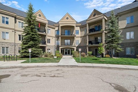 Photo of 52 Cranfield Link SE #111, Calgary, AB T3M 0N9 (MLS # A2311326)