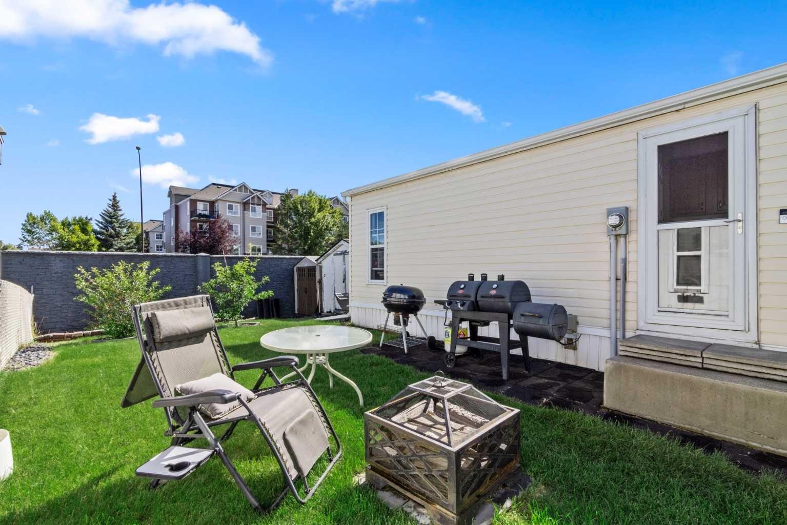 254 Erin Woods Circle SE