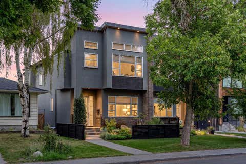 Photo of 2012 49 Avenue SW, Calgary, AB T2T 2V4 (MLS # A2333145)