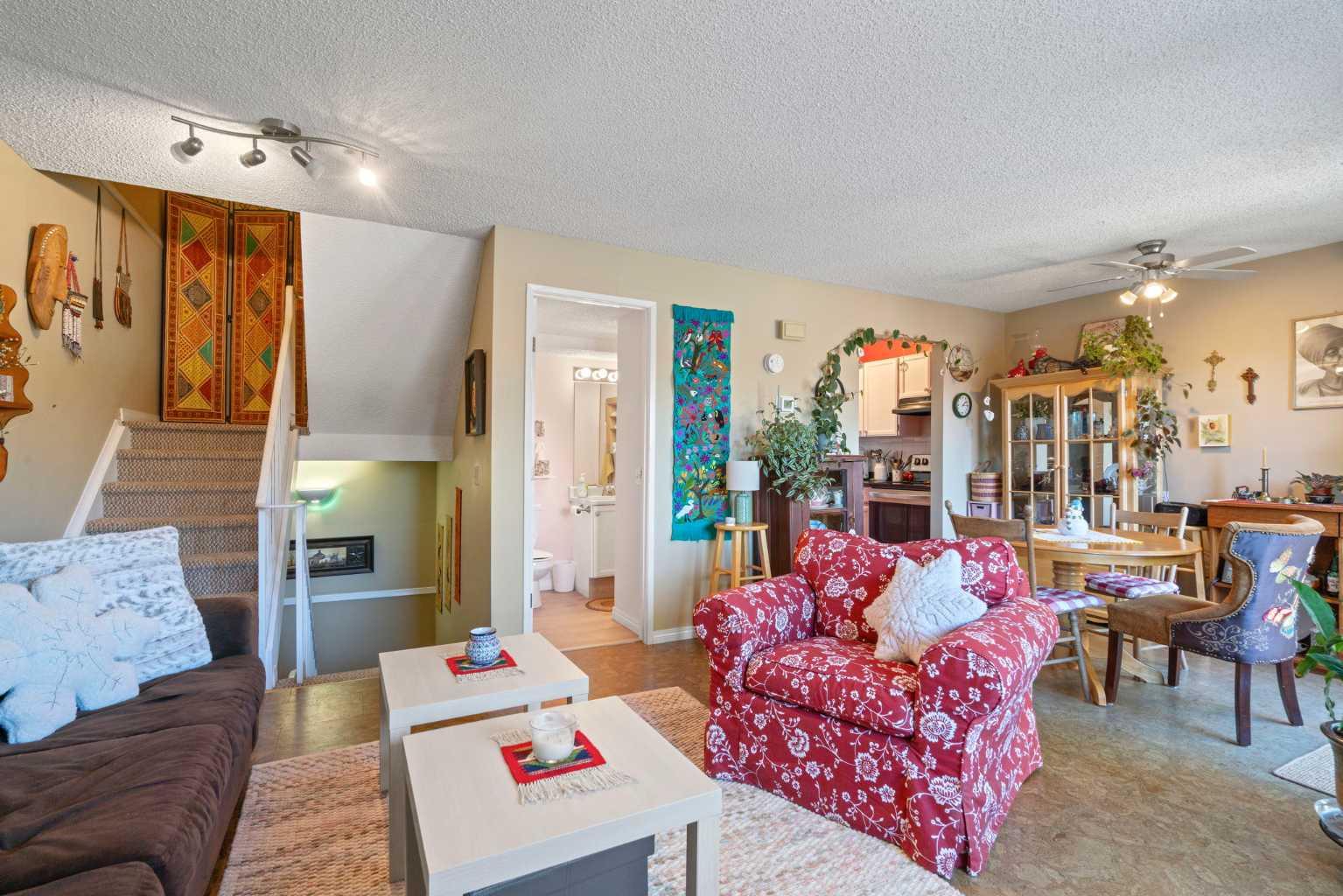 200 Shawnessy Drive SW 43