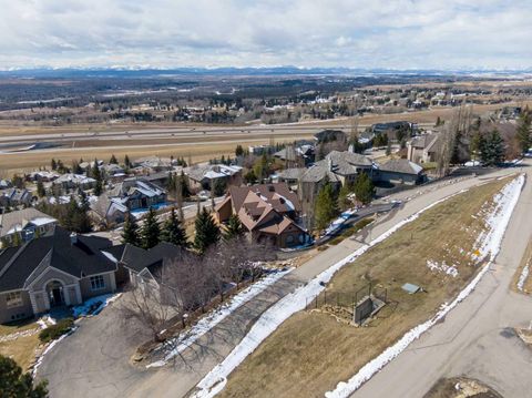 Photo of 39 Slopes Grove SW, Calgary, AB T3H 3Y6 (MLS # A2299187)