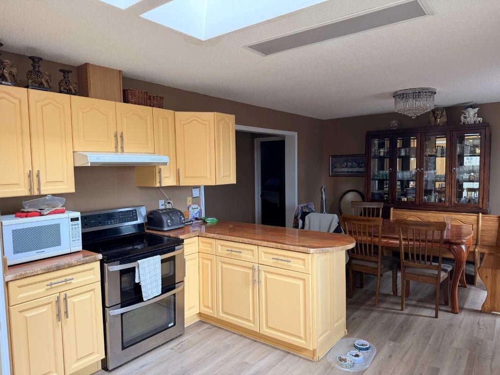Photo of Combs Drive #18, Rural Wainwright No. 61, M.D. of, AB T9W 1A6 (MLS # A2348184)