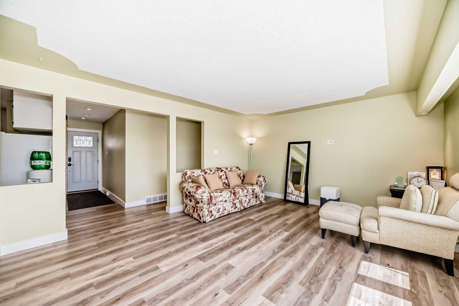 35 Collingwood Place NW