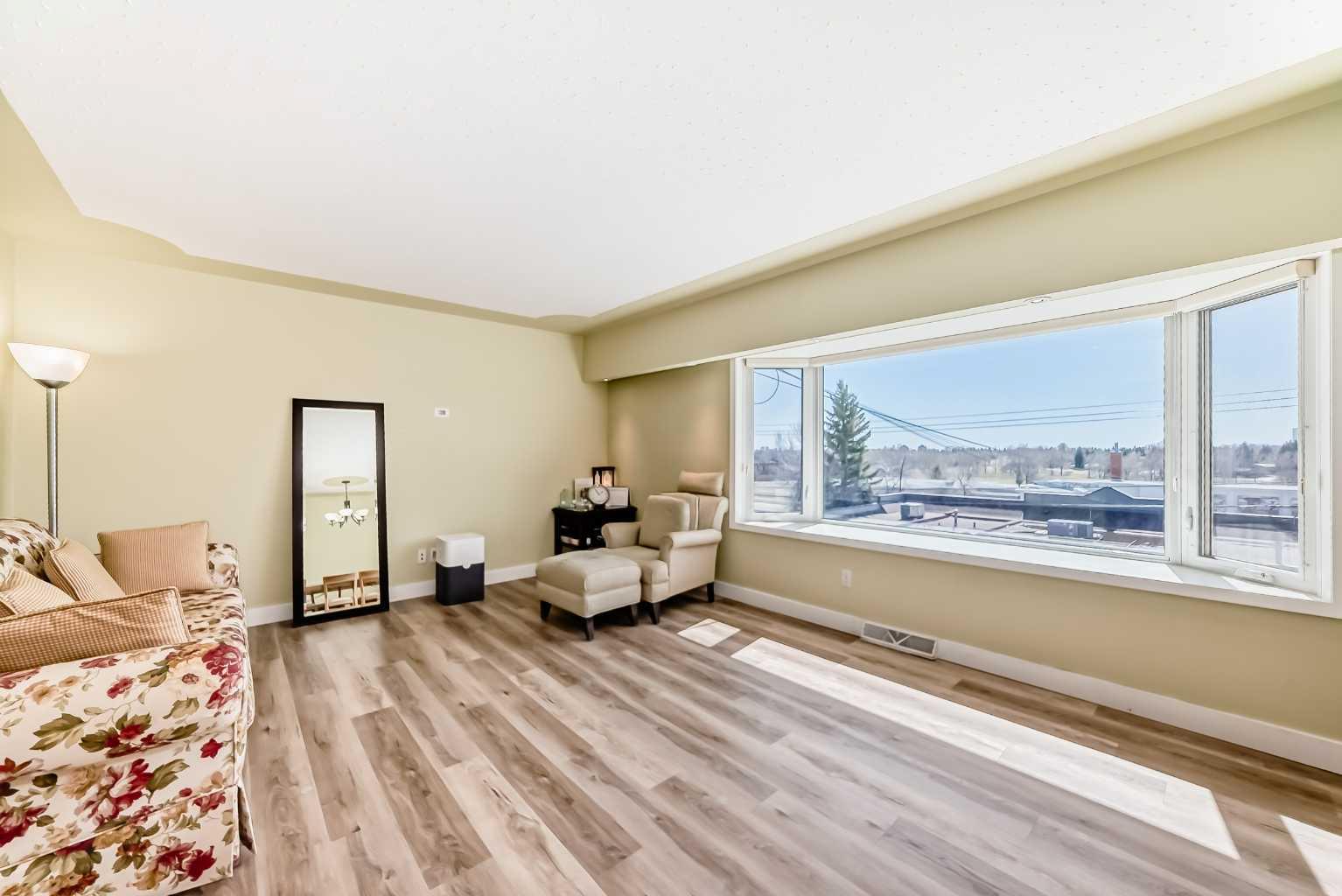 35 Collingwood Place NW